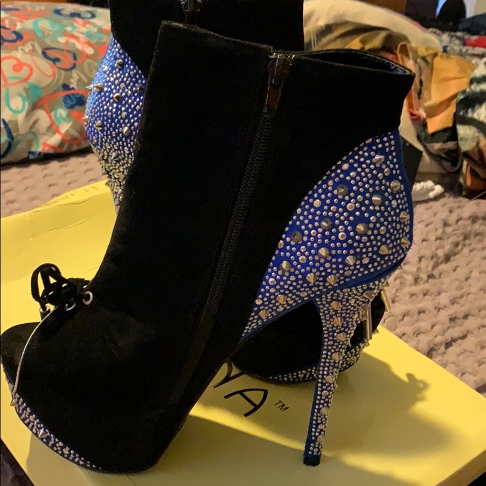 Booties - Picture 2 of 6
